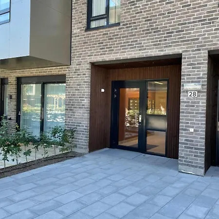 Apartmán In Beautiful Surroundings 10 Min From C *