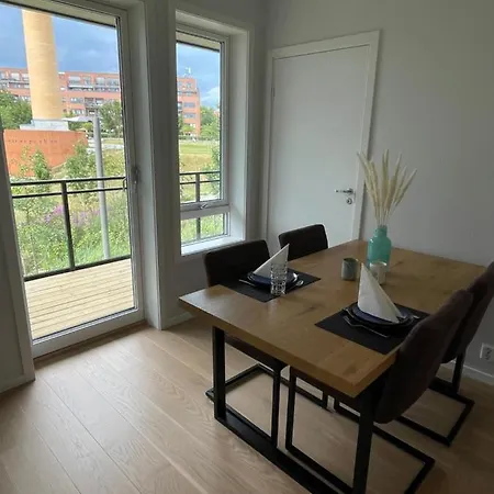Apartmán In Beautiful Surroundings 10 Min From C *